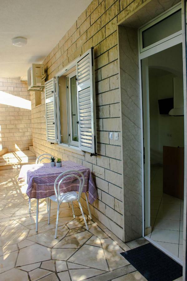 Apartments Pino Makarska Exterior foto