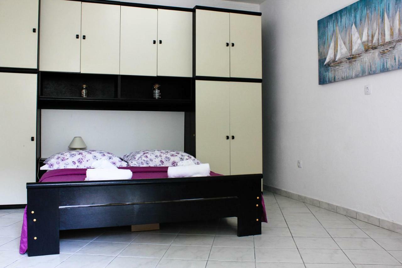 Apartments Pino Makarska Exterior foto