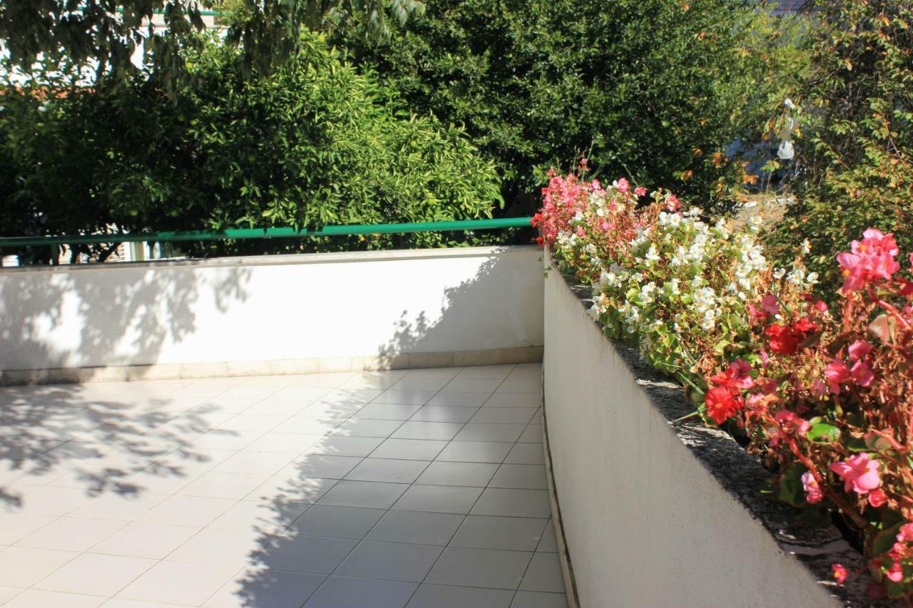 Apartments Pino Makarska Exterior foto