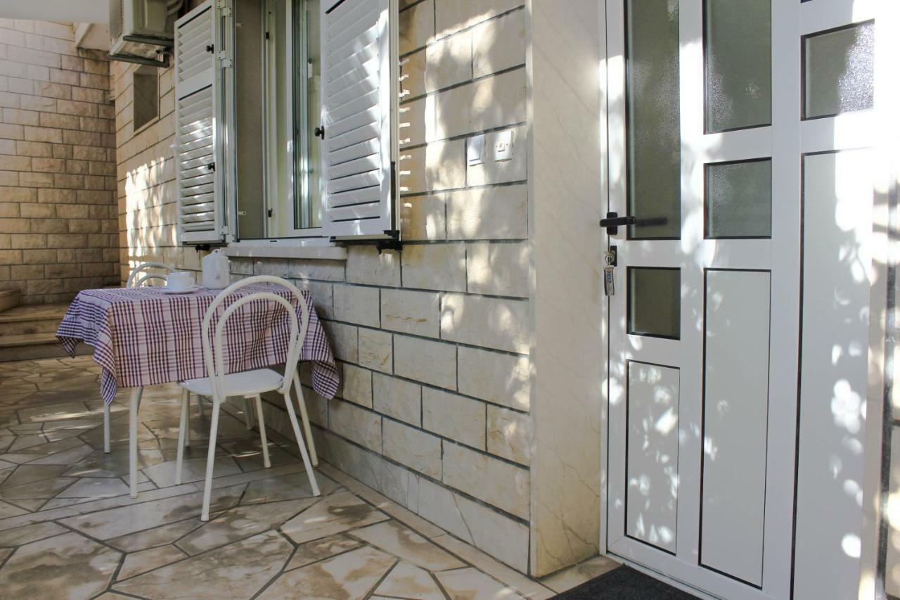 Apartments Pino Makarska Exterior foto